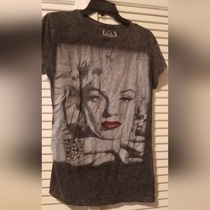 Marilyn Monroe T-Shirt Size